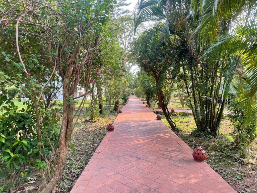 Nam Ou Riverside Resort Ban Vanglè Екстериор снимка