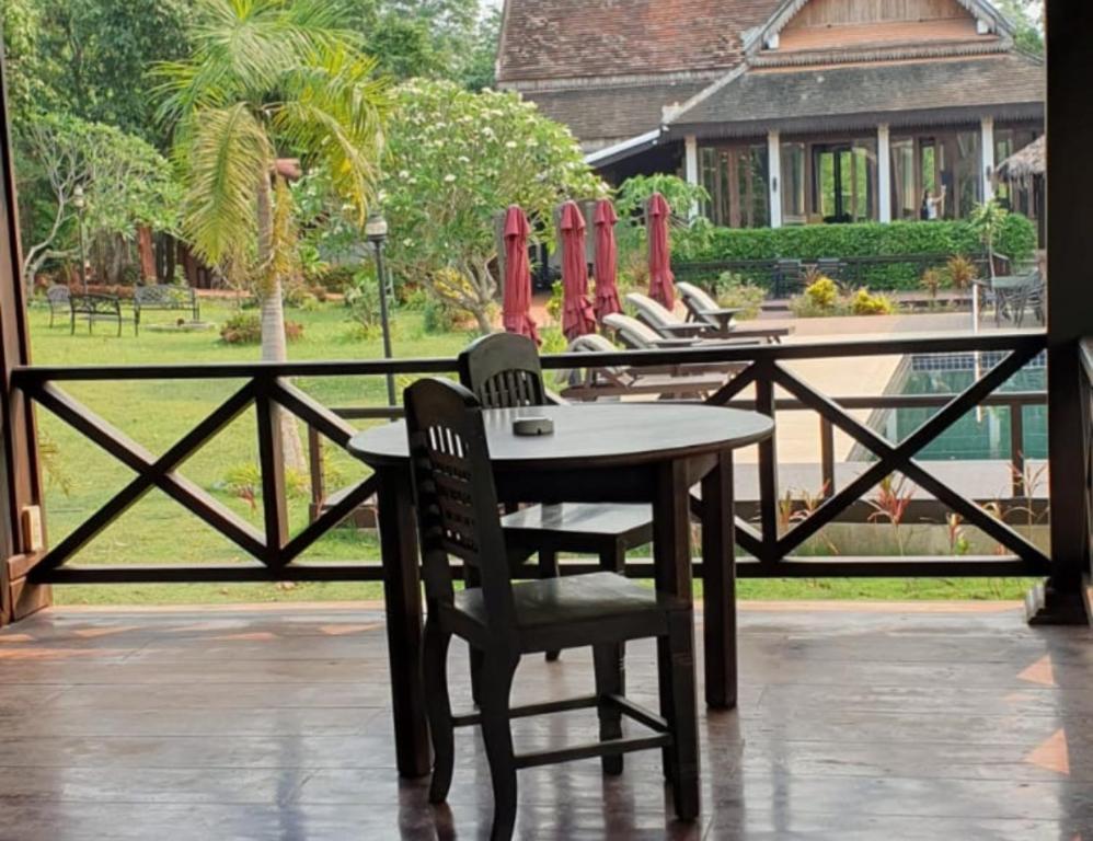 Nam Ou Riverside Resort Ban Vanglè Екстериор снимка
